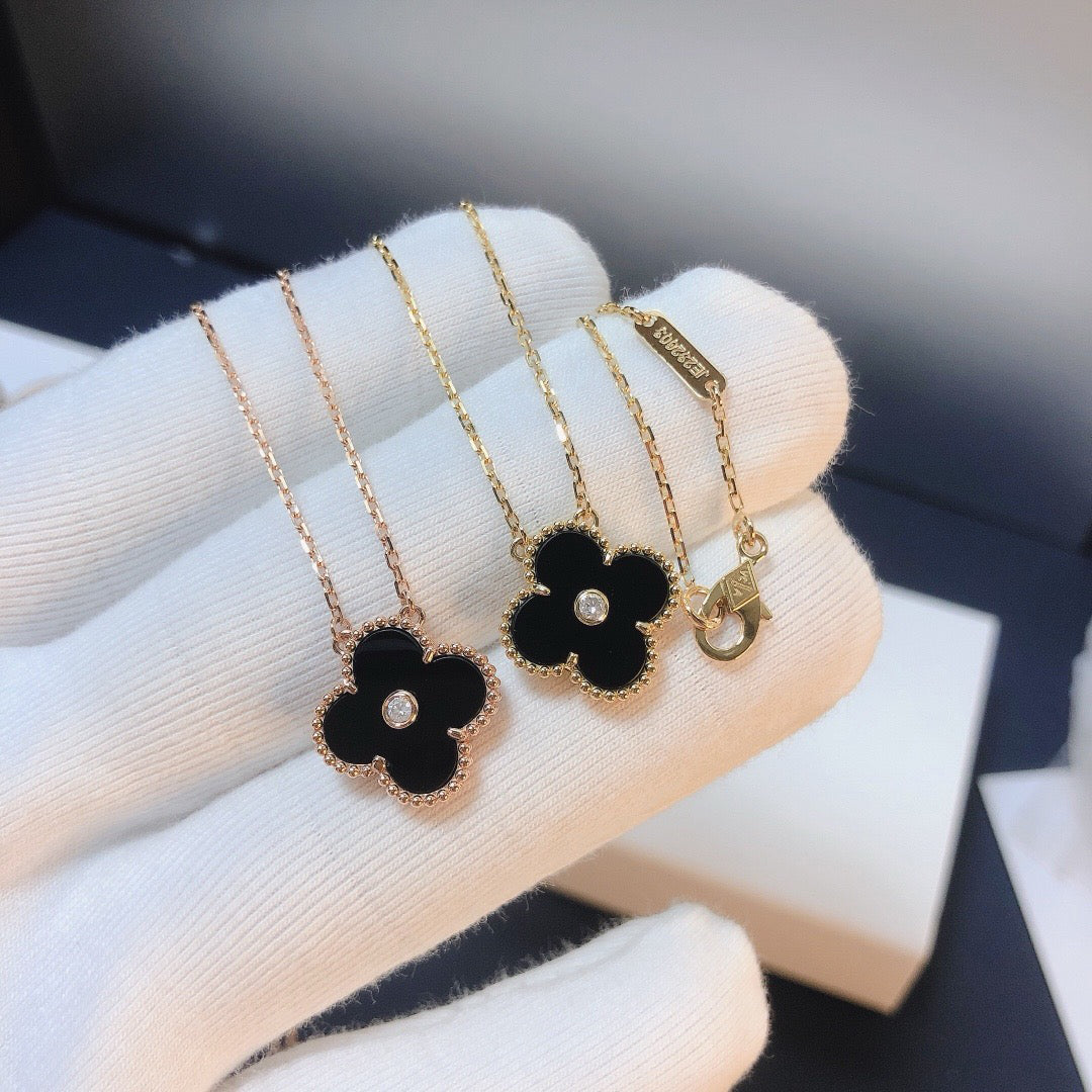 [Okajuri Jewelry]CLOVER 15MM DIAMOND ONYX NECKLACE