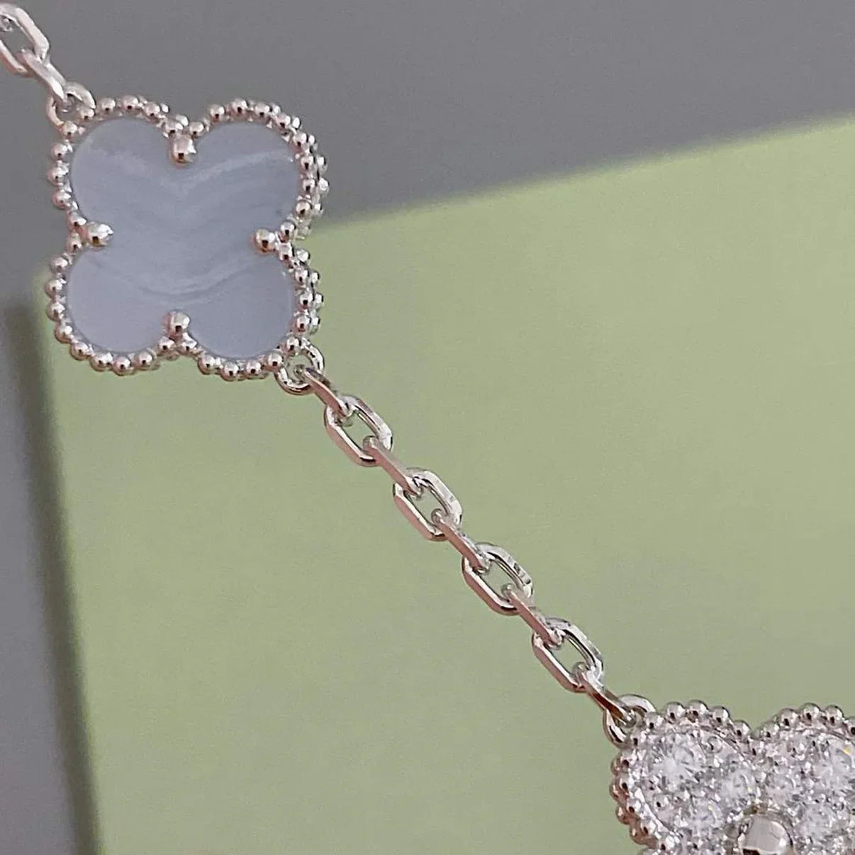 [Okajuri Jewelry] CLOVER 5 MOTIF PURPLE CHALCEDONY BRACELET COLLECTION