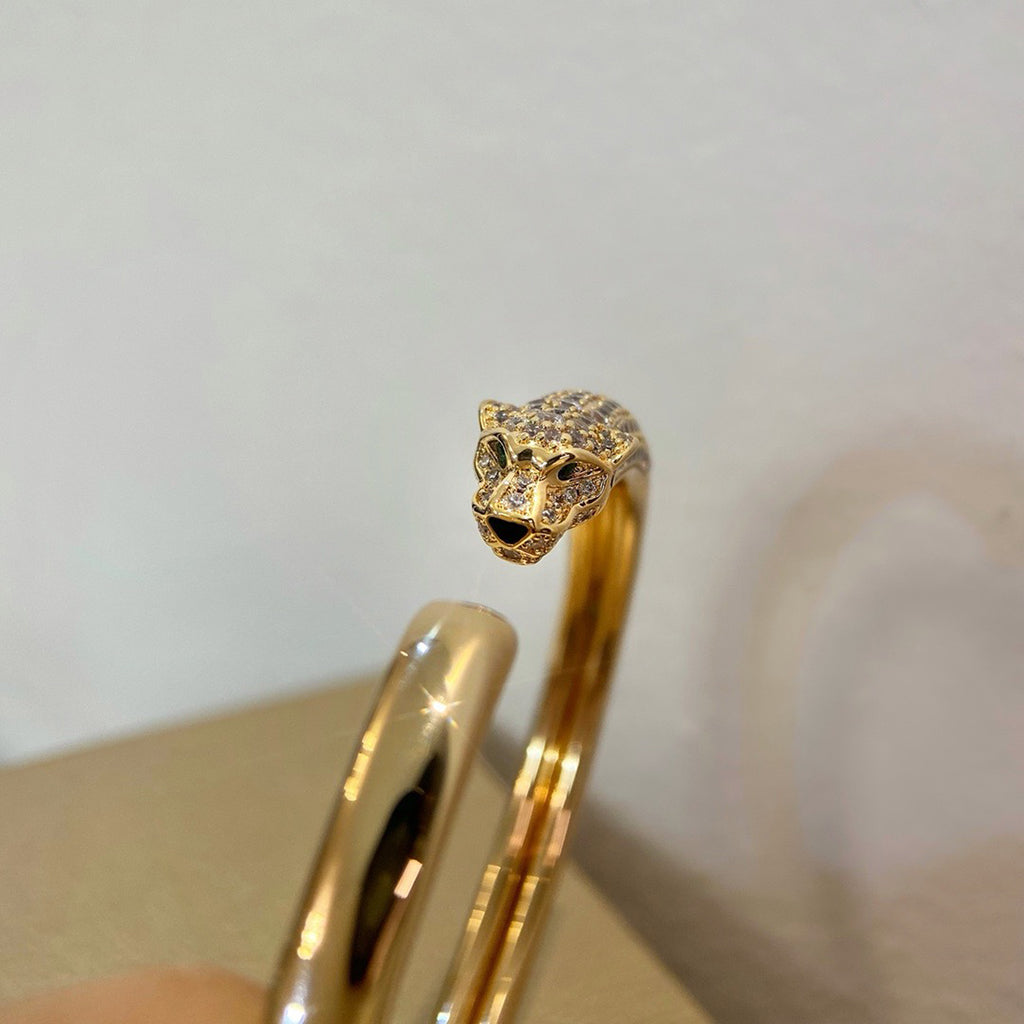 [Okajuri Jewelry] PANTHERE HALF DIAMOND OPEN BRACELET