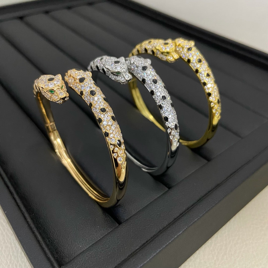 [Okajuri Jewelry] PANTHERE DOUBLE HEADED HALF DIAMOND OPEN BRACELET