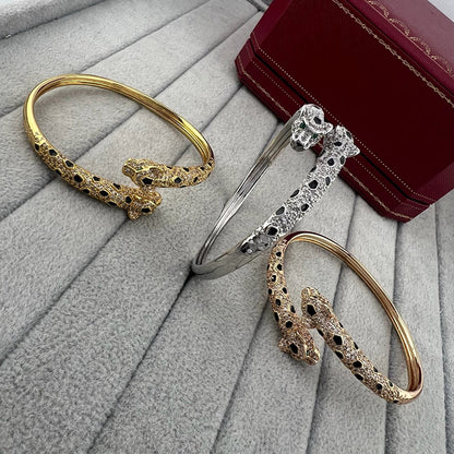 [Okajuri Jewelry] PANTHERE DOUBLE HEADED HALF DIAMOND OPEN BRACELET