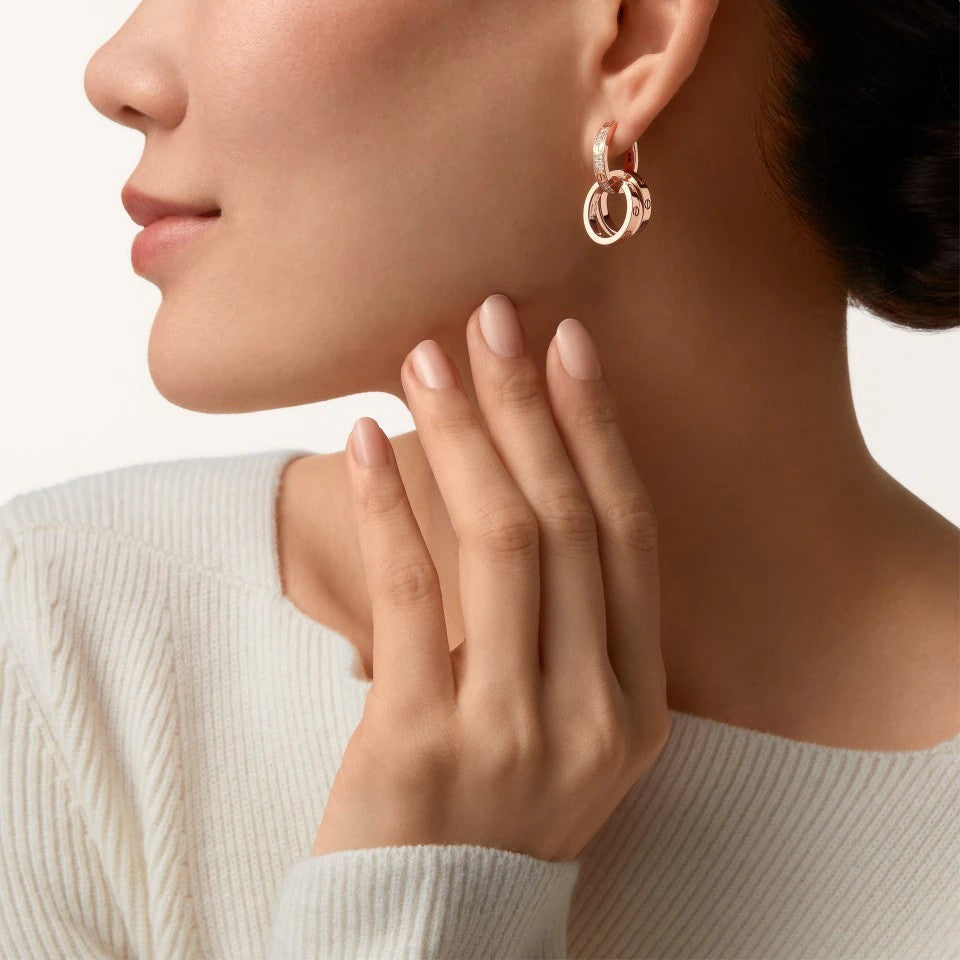 [Okajuri Jewelry] LOVE 3.3MM DANGLE HALF DIAMOND EARRINGS