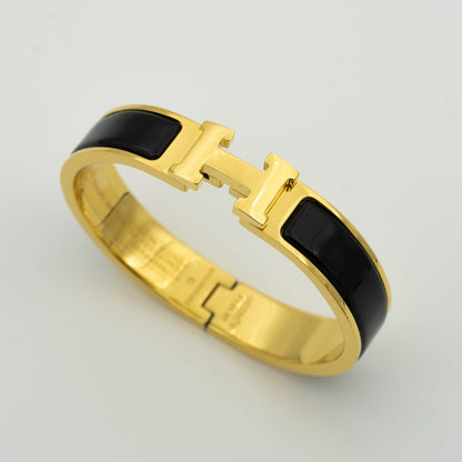 [Okajuri Jewelry]H BLACK BRACELET