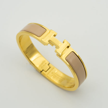 [Okajuri Jewelry]H GREY BRACELET