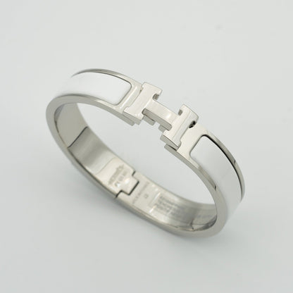[Okajuri Jewelry]H WHITE BRACELET