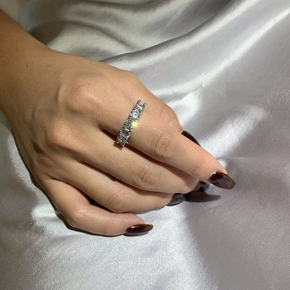 [Okajuri Jewelry]Gorgeous Round Cut Tennis Ring