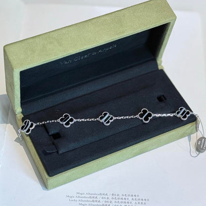 [Okajuri Jewelry]CLOVER 5 MOTIF VEINED ONYX BRACELET SILVER