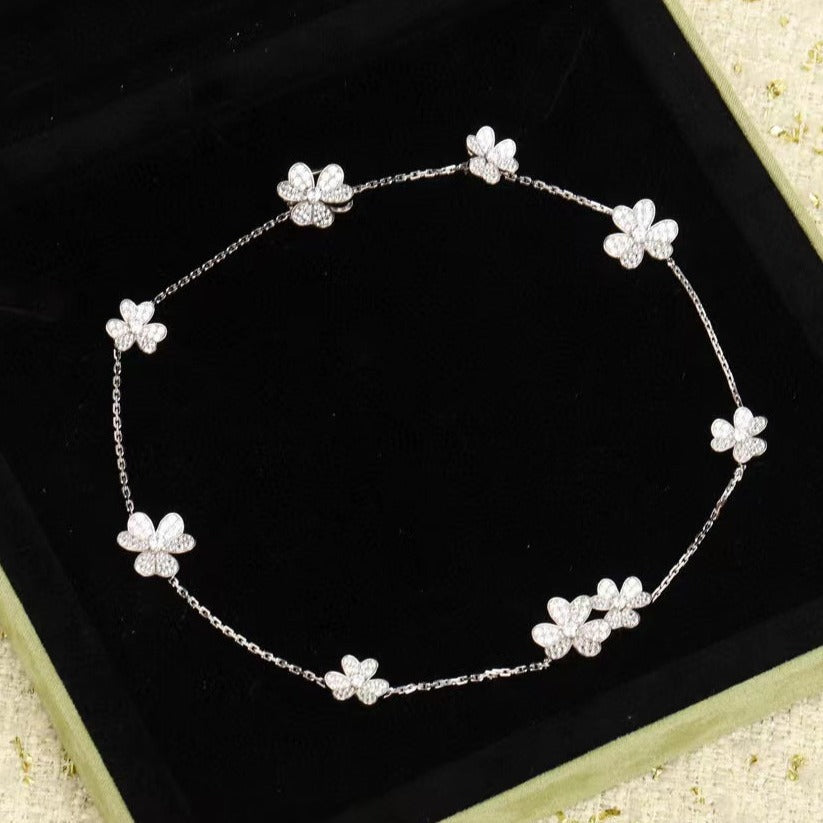 [Okajuri Jewelry]FRIVOLE SILVER 9 FLOWERS NECKLACE