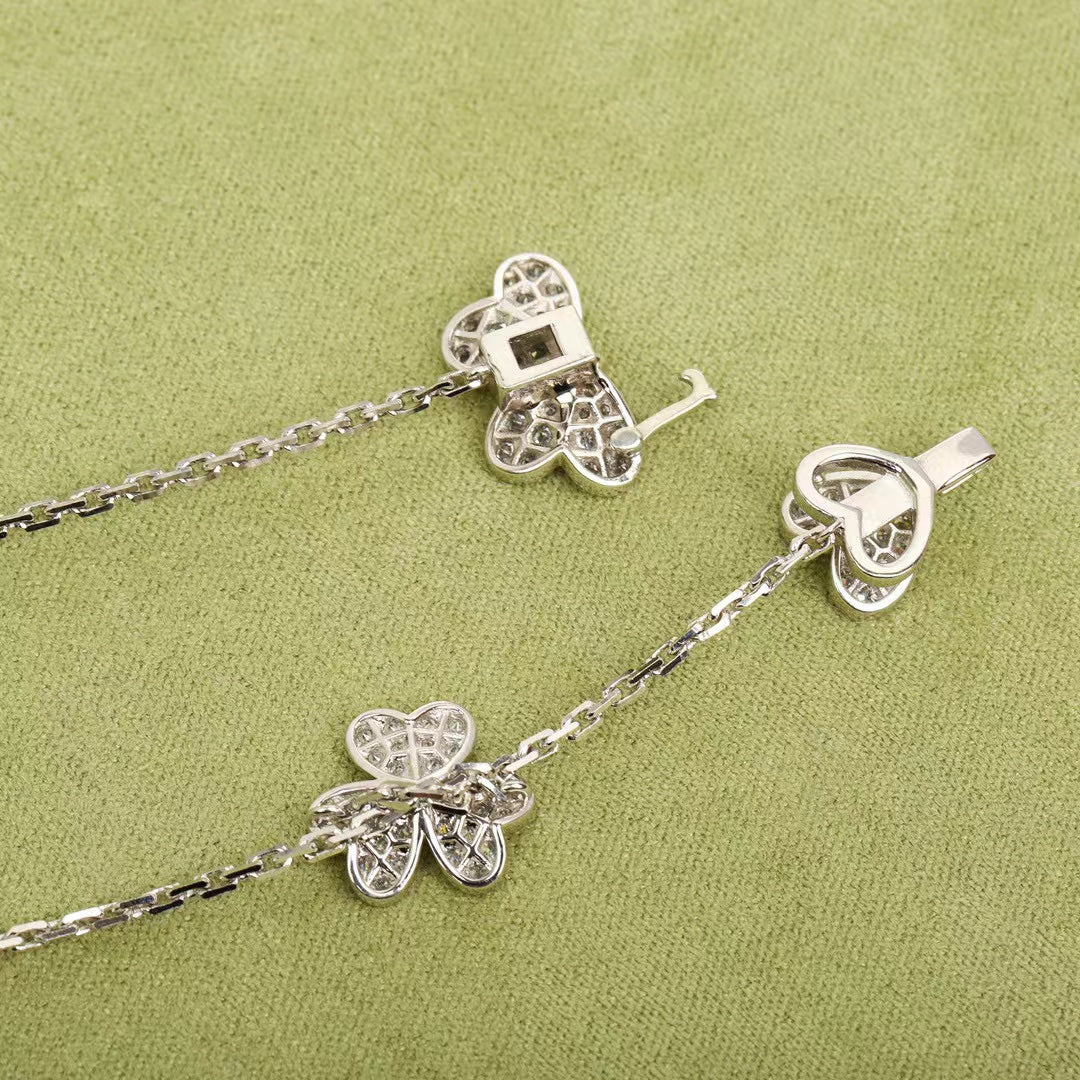 [Okajuri Jewelry]FRIVOLE SILVER 9 FLOWERS NECKLACE
