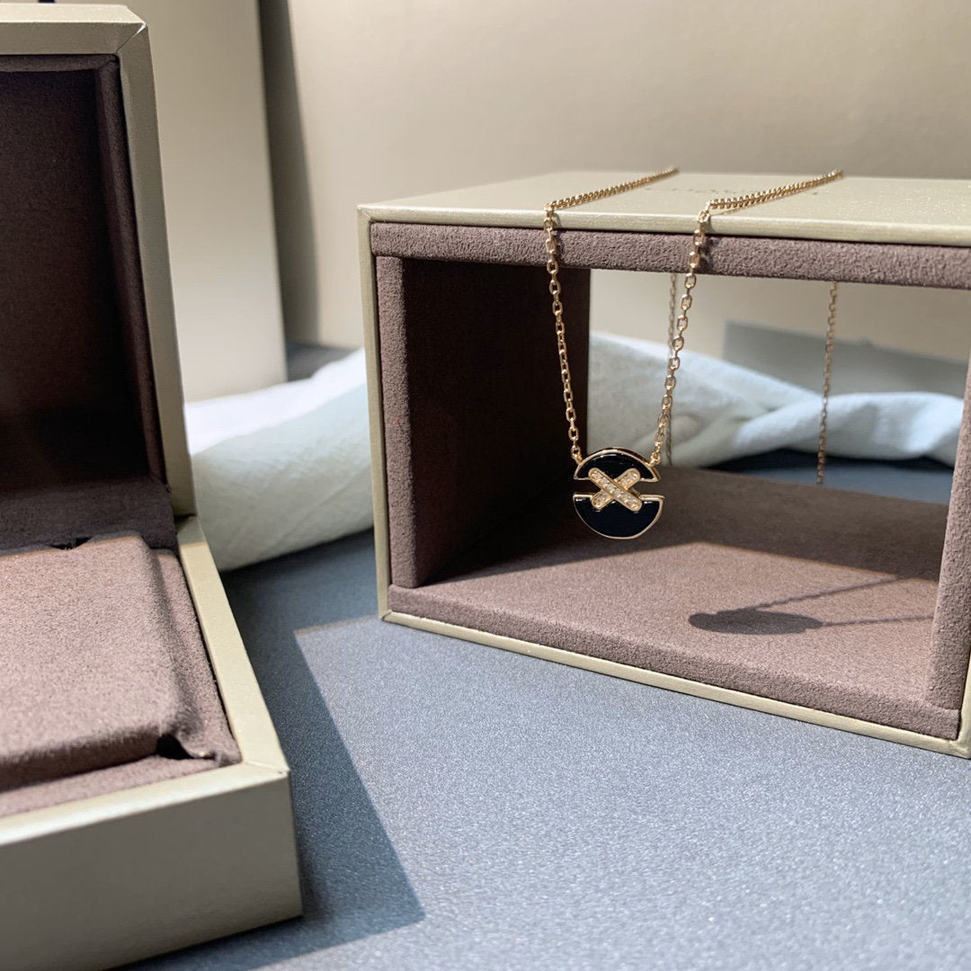 [Okajuri Jewelry]JEUX DE PINK GOLD DIAMOND NECKLACE