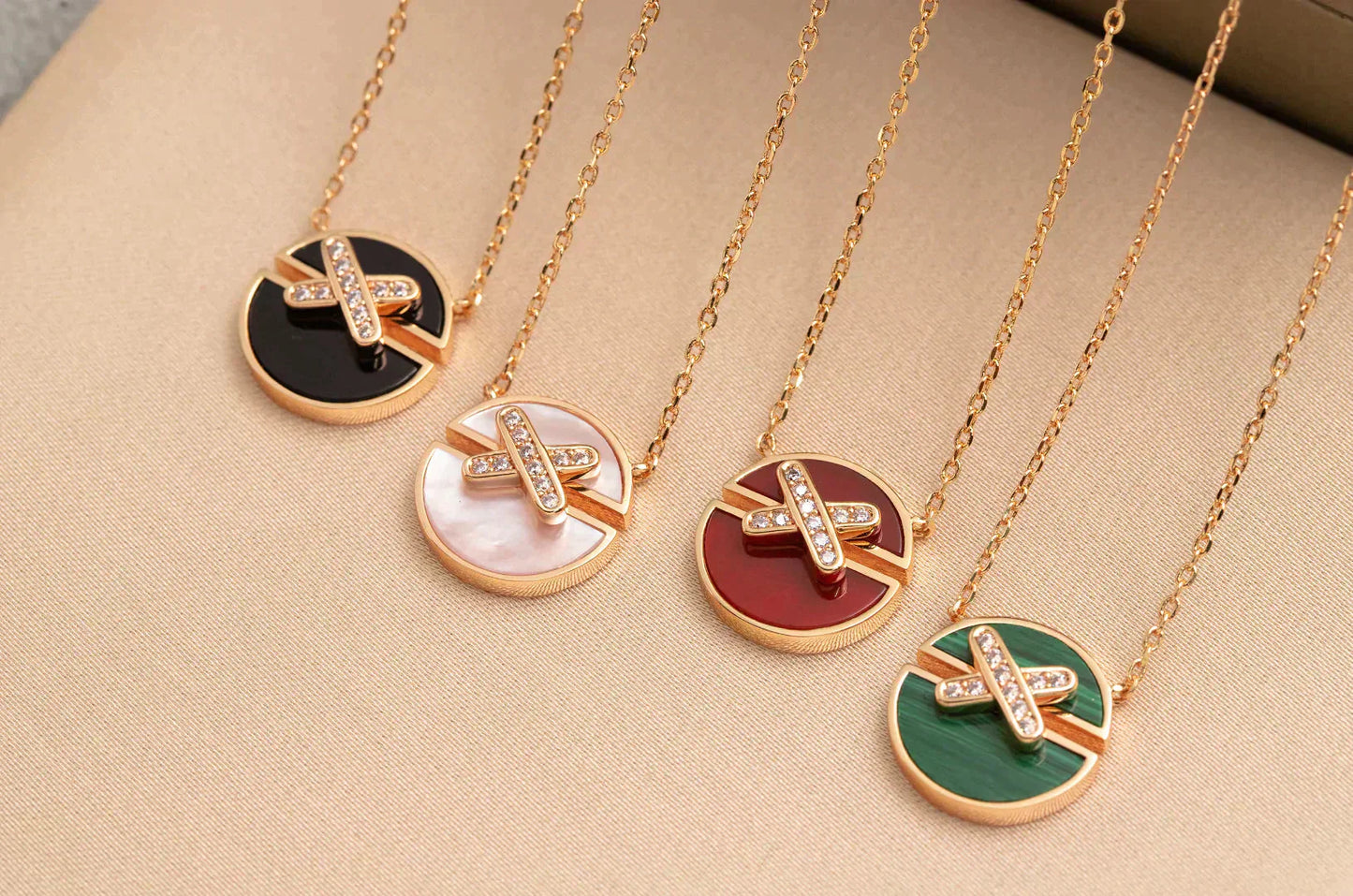 [Okajuri Jewelry]JEUX DE ROSE GOLD DIAMOND NECKLACE