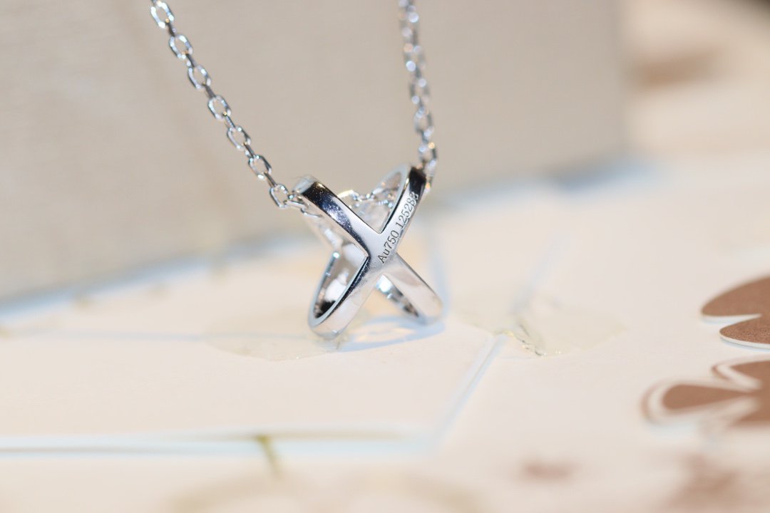 [Okajuri Jewelry]JEUX DE DIAMOND NECKLACE