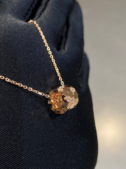 [Okajuri Jewelry]BEE LOVE DIAMOND NECKLACE