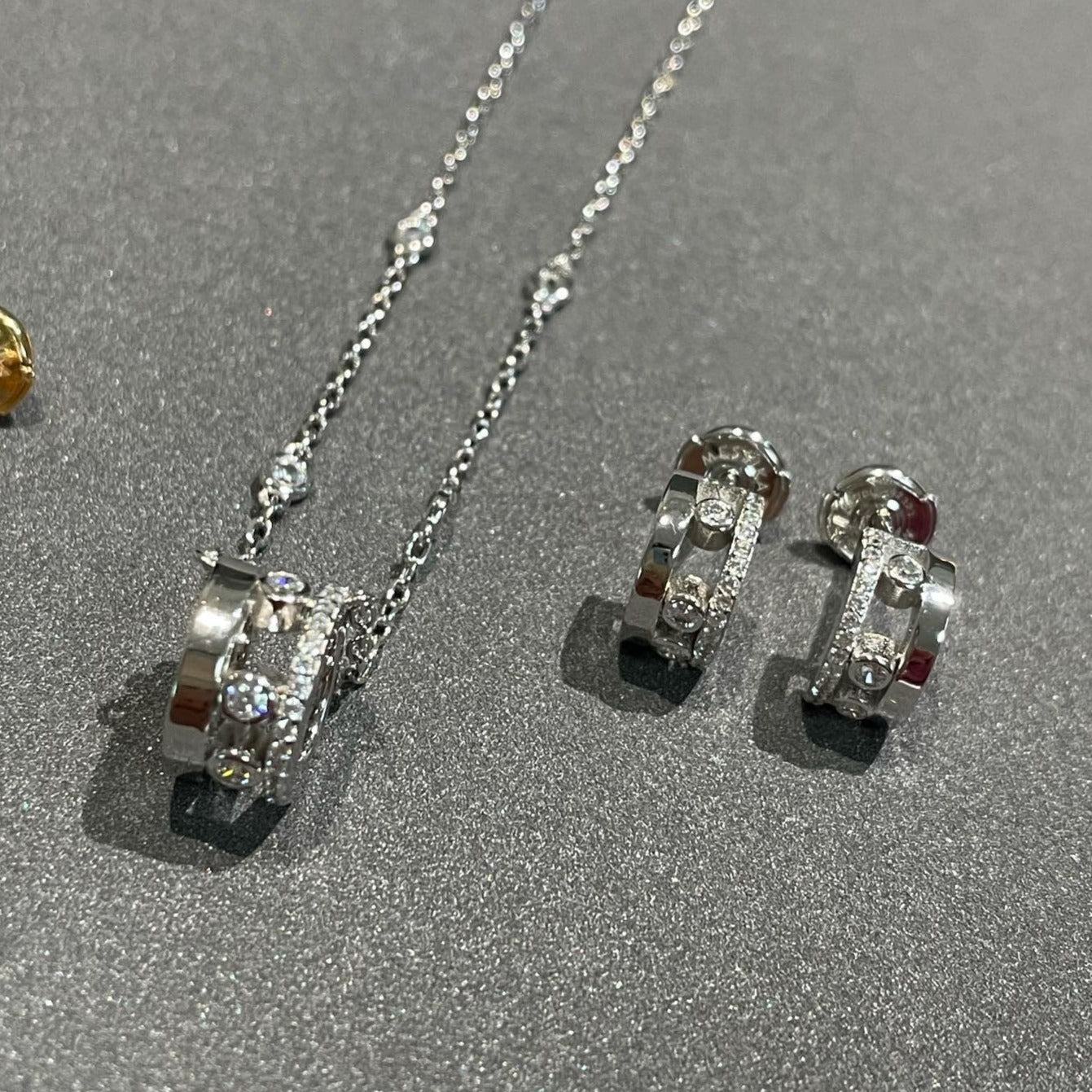 [Okajuri Jewelry]CHAIN MOVE ROMANE PEDAND NECKLACE