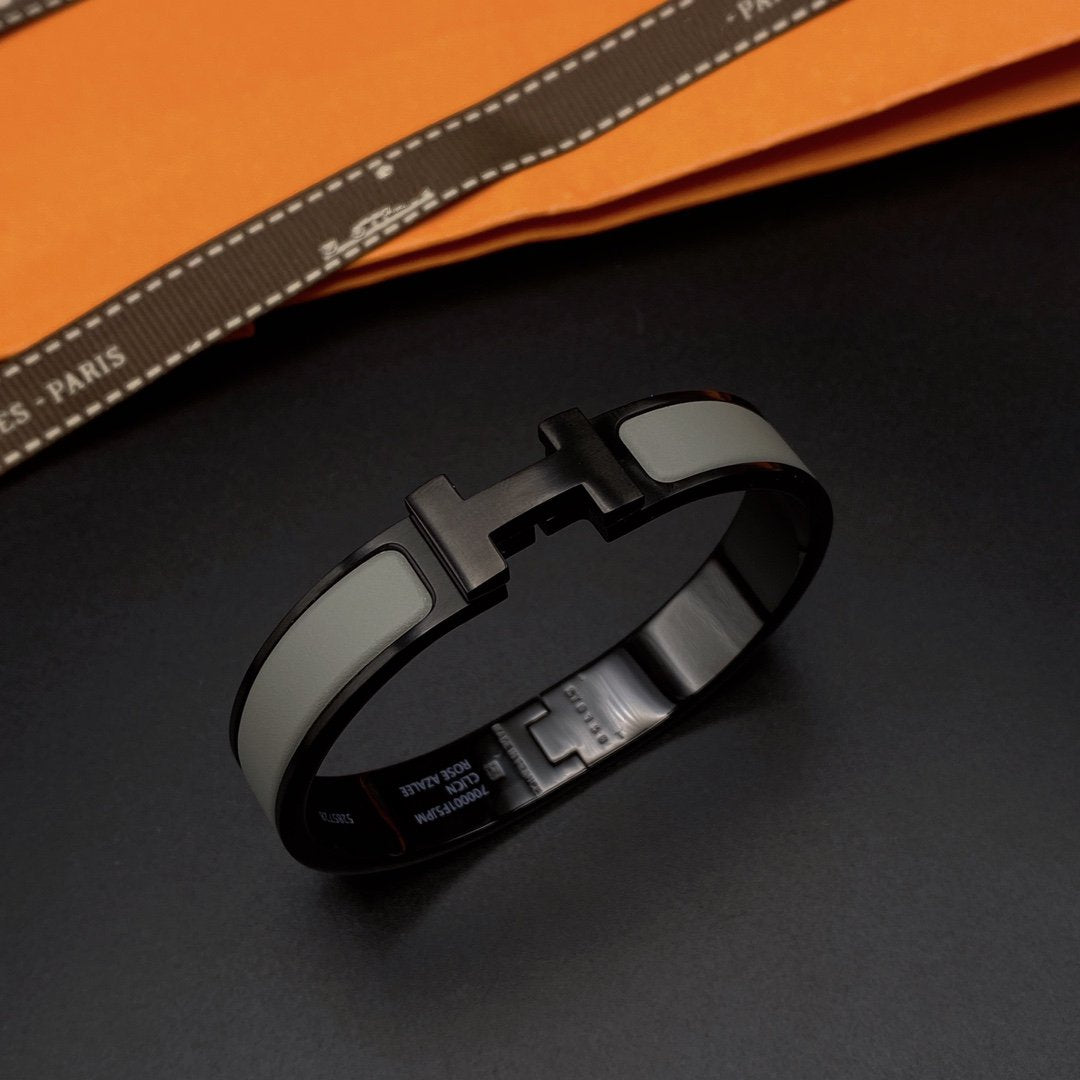 [Okajuri Jewelry]CLIC HM SO BLACK GREY BRACELET