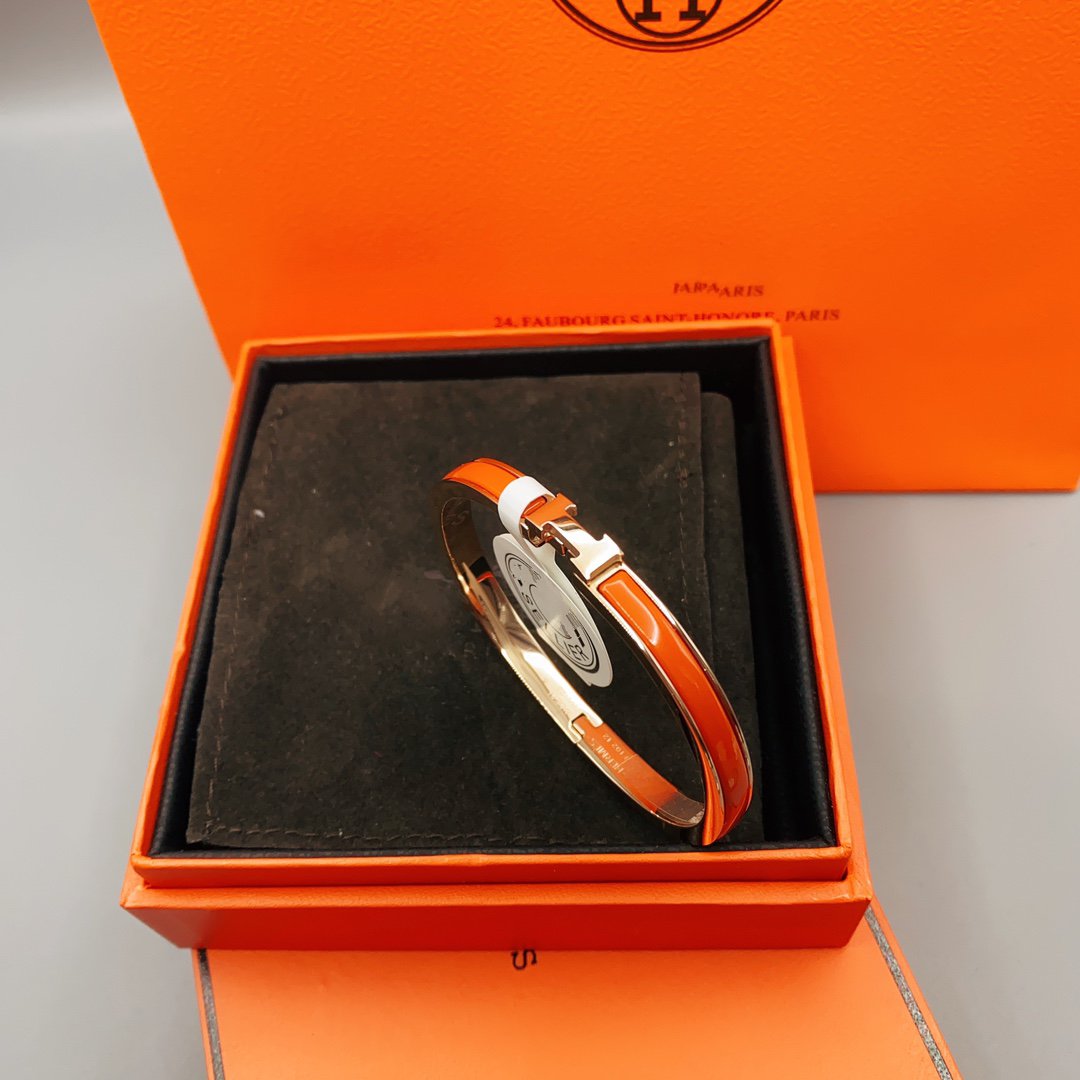 [Okajuri Jewelry]CLASSIC HM CLIC RED 8MM ENAMEL BRACELET