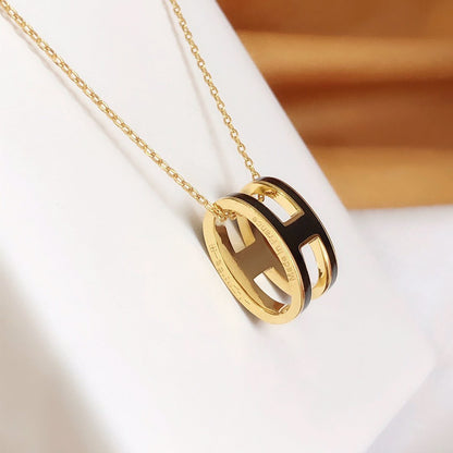 [Okajuri Jewelry]HM CLIC BLACK ENAMEL GOLD NECKLACE