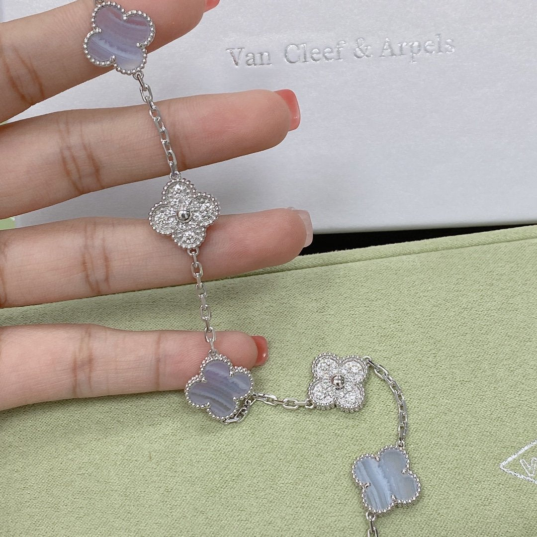 [Okajuri Jewelry] CLOVER 5 MOTIF PURPLE CHALCEDONY BRACELET COLLECTION