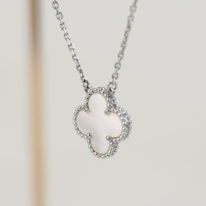 [Okajuri Jewelry]CLOVER  15MM WHITE MOTHER-OF-PEARL SILVER