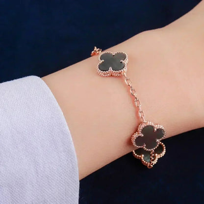 [Okajuri Jewelry]CLOVER 5 MOTIF GRAY MOP  BRACELET