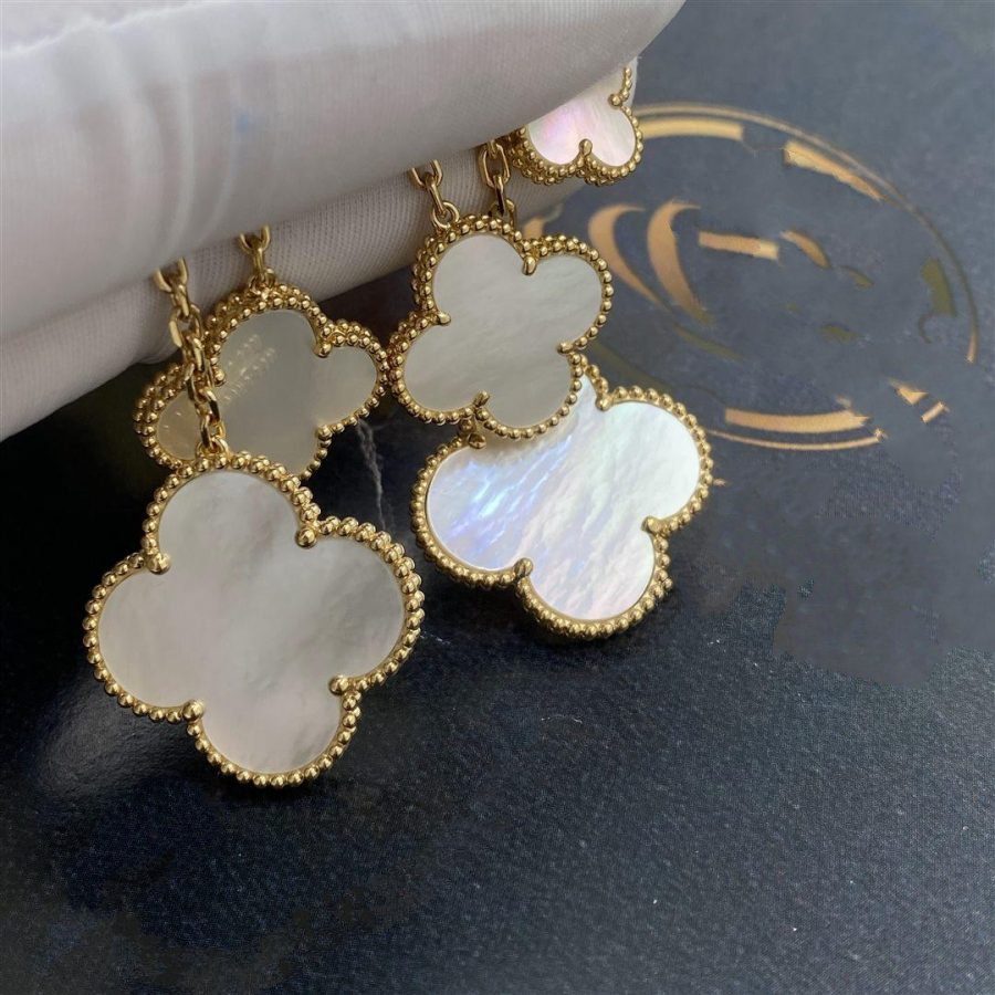 [Okajuri Jewelry]CLOVER EARRINGS WHITE MOP 4 MOTIFS GOLD