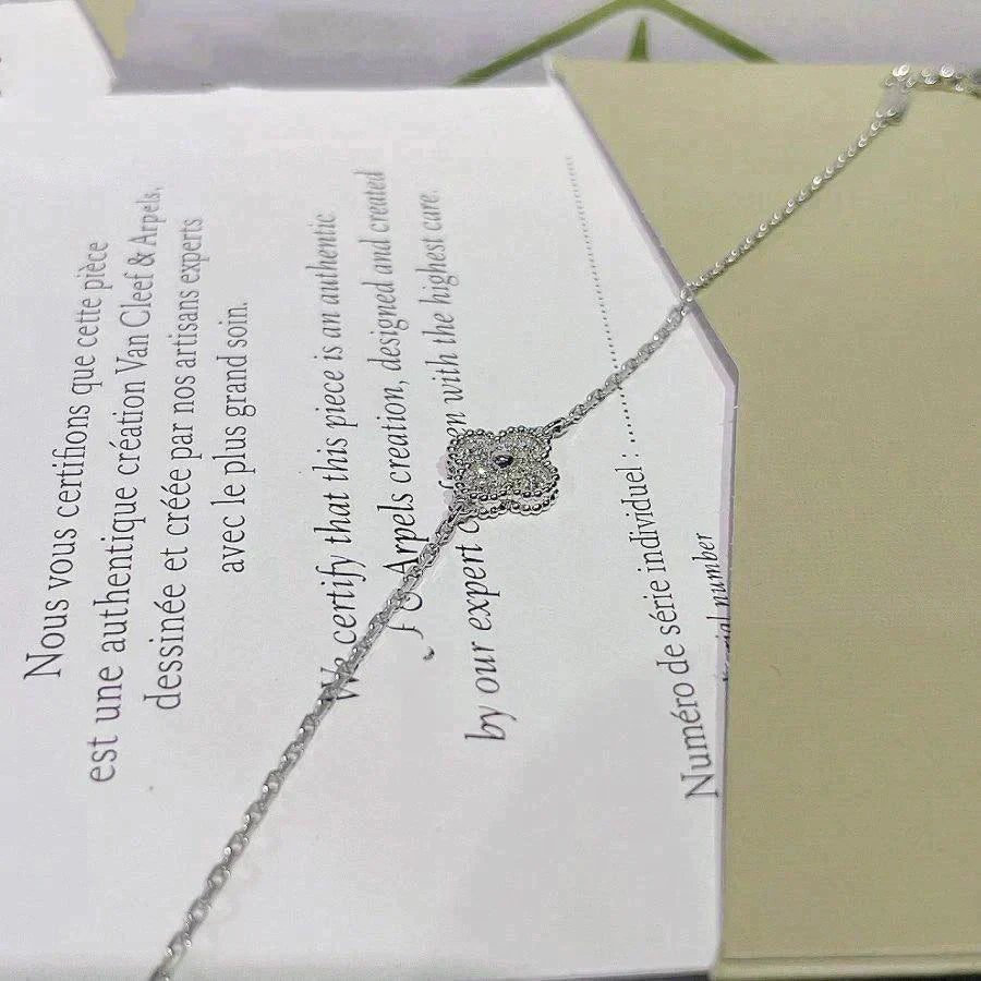 [Okajuri Jewelry]CLOVER  SINGLE FLOWER BRACELET SILVER