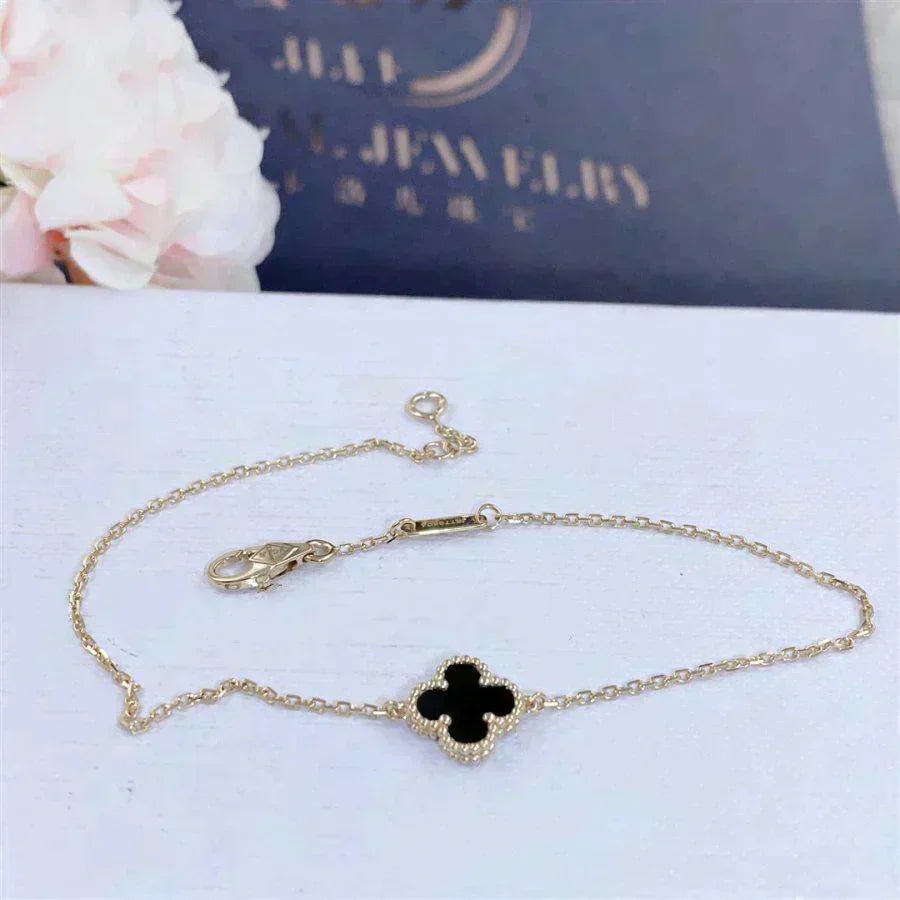 [Okajuri Jewelry]CLOVER ONYX SINGLE FLOWER BRACELET