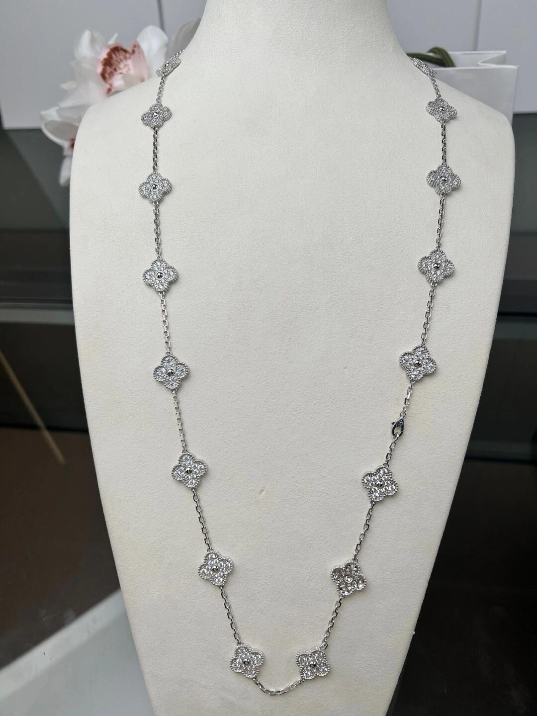 [Okajuri Jewelry]CLOVER 20 MOTIFS DIAMOND SILVER