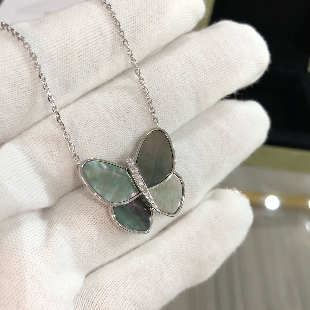 [Okajuri Jewelry]LARGE BUTTERFLY SILVER PENDANT DIAMOND NECKLACE