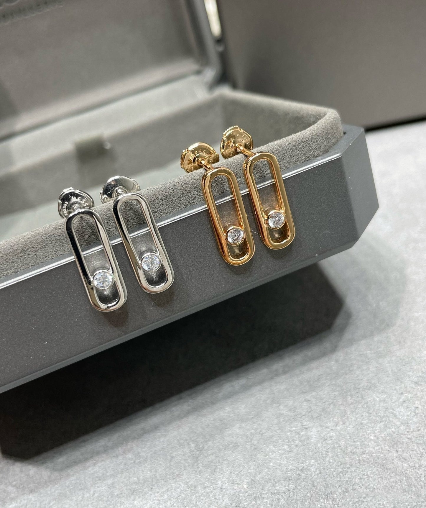 [Okajuri Jewelry]MOVE UNO SMALL 1 DIAMOND EARRINGS