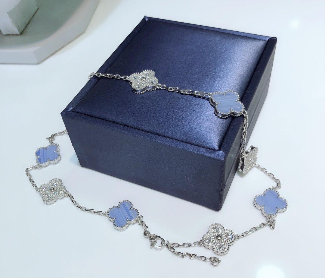 [Okajuri Jewelry]CLOVER 10 MOTIFS CHALCEDONY DIAMONDS SILVER NECKLACE