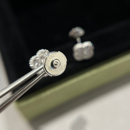 [Okajuri Jewelry]CLOVER MINI DIAMOND STUD EARRINGS