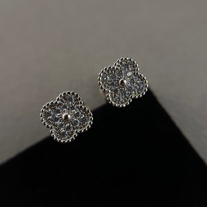[Okajuri Jewelry]CLOVER MINI DIAMOND STUD EARRINGS